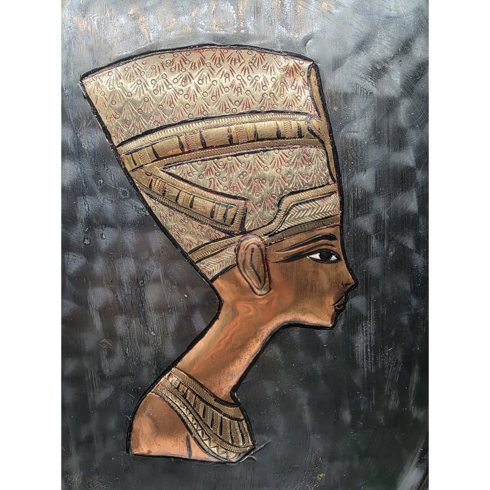 Vintage Metal Queen Nefertiti 3D Raised Plate Wallhanging Ancient Egyptian Decor
